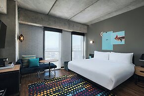 Aloft Guadalajara Sur