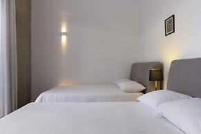 El Doce by Homi Rent