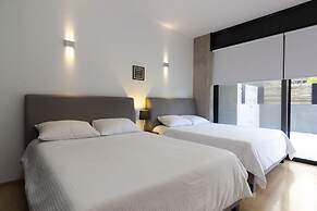 El Doce by Homi Rent