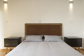 El Doce by Homi Rent