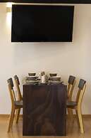 El Doce by Homi Rent