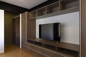 El Doce by Homi Rent