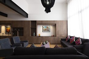 El Doce by Homi Rent