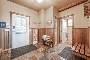 Trapper's Lodge 4 Bd W/great View, Private Hot Tub