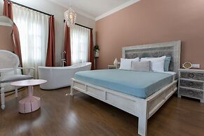 Noa's Boutique Hotel