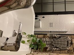 Noa's Boutique Hotel