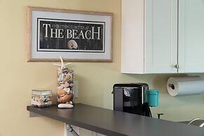 Spier House Noah West