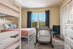 Spier House Noah West