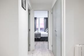 Stunning 2-bed Apartment in Camberley