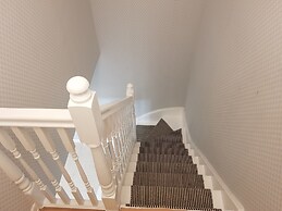 Beautiful 2-bed House in Bolton With Free Parking