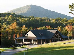 The Copperhead Lodge