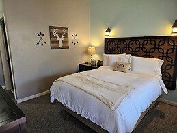 The Copperhead Lodge