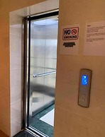 Stay.Plus Hill View Studio Apartment