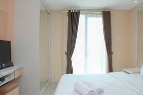 Nice And Minimalist Studio At Apartment Woodland Park Residence