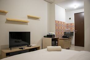 Fancy And Nice Studio Room At Transpark Cibubur Apartment