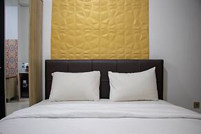 Fancy And Nice Studio Room At Transpark Cibubur Apartment
