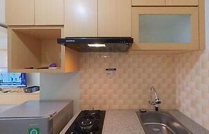 Nice And Comfy Studio At Amethyst Apartment