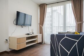 Minimalist Spacious Studio Room At Apartment Galeri Ciumbuleuit 1