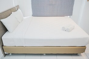 Comfort And Simple 1Br At Casa De Parco Apartment