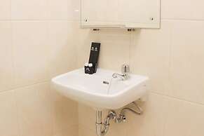 Comfort And Simply Studio Springlake Summarecon Bekasi Apartment