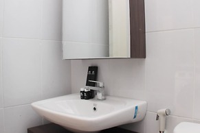 Homey And Minimalist 2Br At Patraland Urbano Apartment