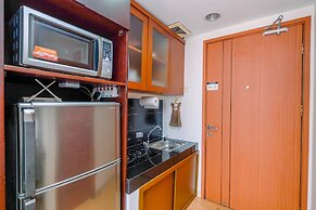 Great Location Studio Apartment At Margonda Residence 3