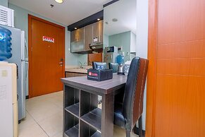 Simple And Comfort 2Br With Extra Room At Mt Haryono Square Apartment
