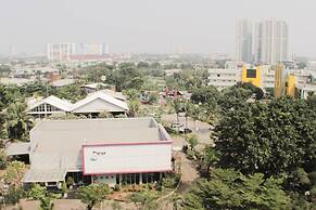 Comfort 1Br At Sky Terrace Apartment