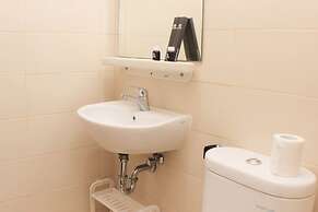 Comfort 1Br At Sky Terrace Apartment