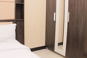 Comfort 1Br At Sky Terrace Apartment