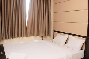 Comfort 1Br At Sky Terrace Apartment