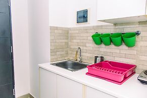 Nice And Cozy Studio At Paramount Skyline Serpong Apartment