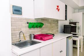 Nice And Cozy Studio At Paramount Skyline Serpong Apartment