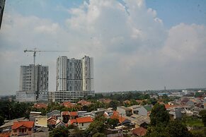 Comfort Studio Room At Kebagusan City Apartment