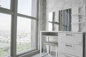 Warm And Elegant 1Br At Gold Coast Apartment