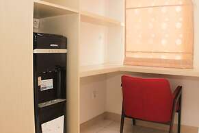Cozy Living Studio Room At Springlake Summarecon Bekasi Apartment