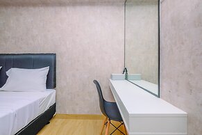 Nice And Strategic Studio At Bassura City Apartment