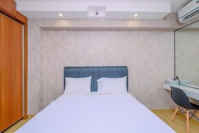 Nice And Strategic Studio At Bassura City Apartment