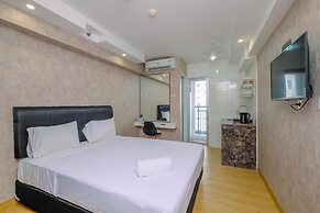 Nice And Strategic Studio At Bassura City Apartment