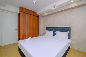 Nice And Strategic Studio At Bassura City Apartment