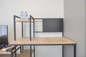 Minimalist And Comfort Studio At Gold Coast Apartment