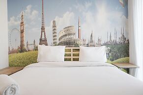 Minimalist And Comfort Studio At Gold Coast Apartment