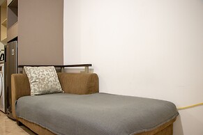 Minimalist And High Floor Studio Room At Gold Coast Apartment