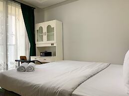 Minimalist And High Floor Studio Room At Gold Coast Apartment