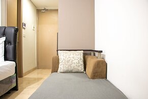 Minimalist And High Floor Studio Room At Gold Coast Apartment