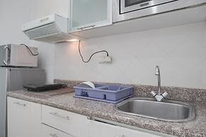 Cozy Stay And Tidy 1Br At The Bellezza Apartment