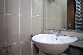 Minimalist 1Br Apartment With Pool View At Atlanta Residences