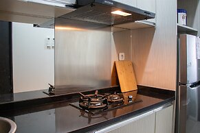 Minimalist 1Br Apartment With Pool View At Atlanta Residences