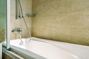 Comfy And Elegant 2Br At Menteng Park Apartment