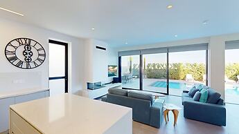 Periyiali Konnos Villas Beach Resort